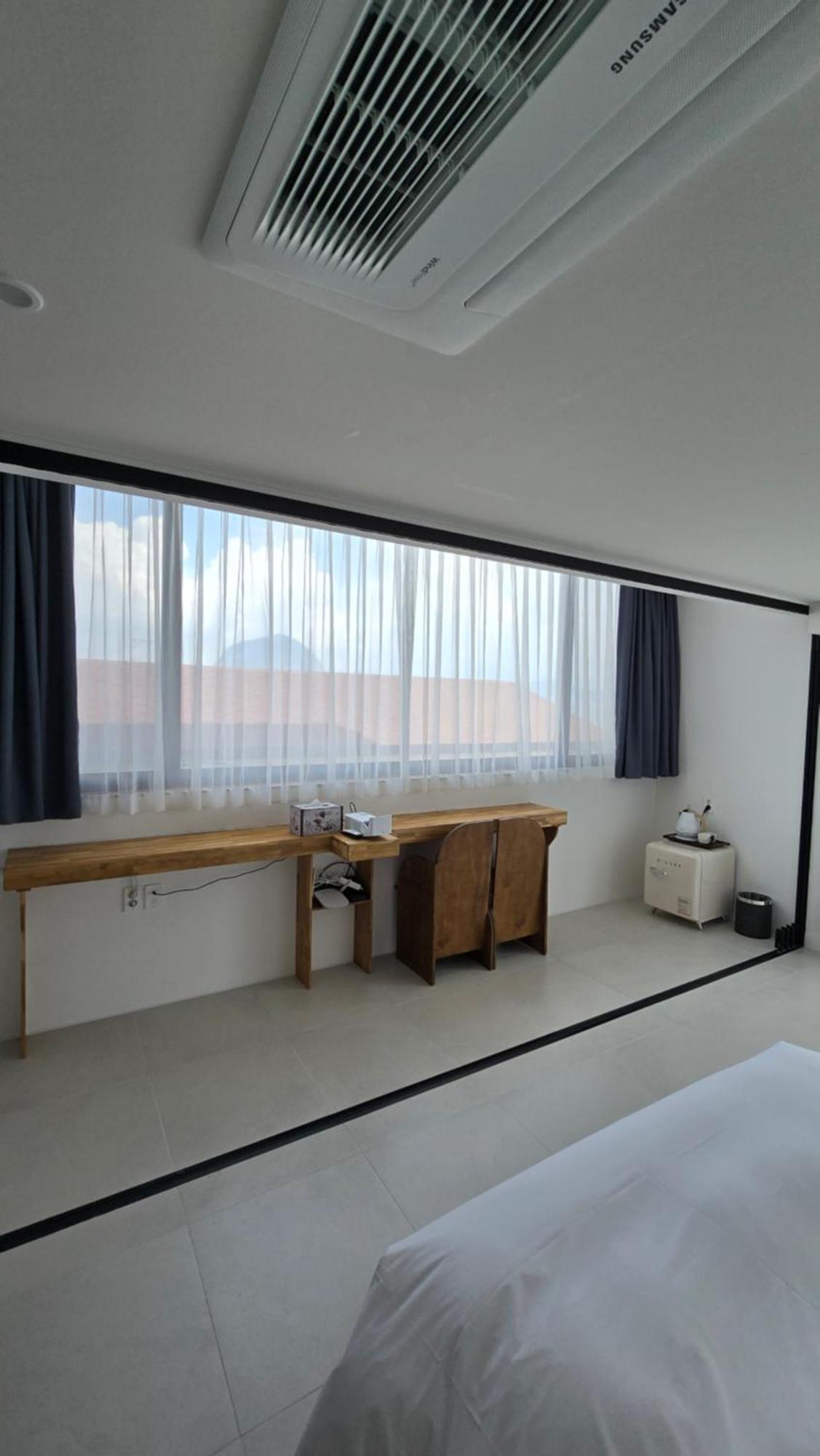 Hygge Hotel Seogwipo Exterior photo